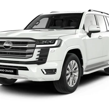 Toyota Land Cruiser 2025 front view on UAE roads